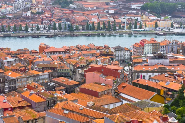 Hermosa vista de la ciudad de Oporto, Portugal — Foto de Stock