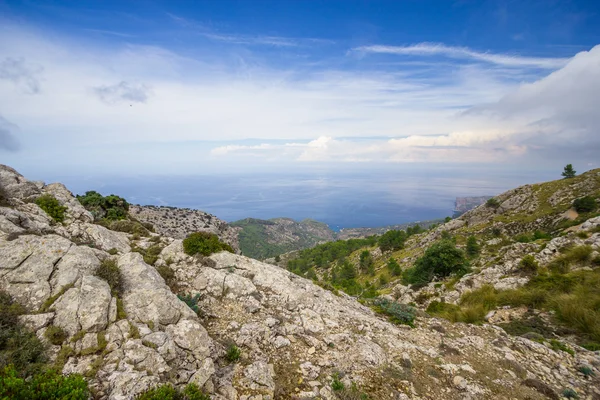 Hermosa vista de Sierra de Tramuntana, Mallorca, España —  Fotos de Stock