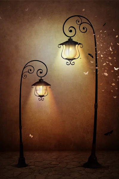 鉄の看板と提灯 ストック写真 C Annmei