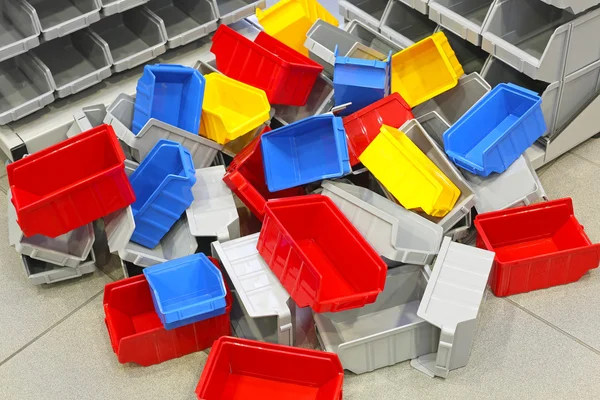 Banheiras e caixas de plástico — Fotografia de Stock