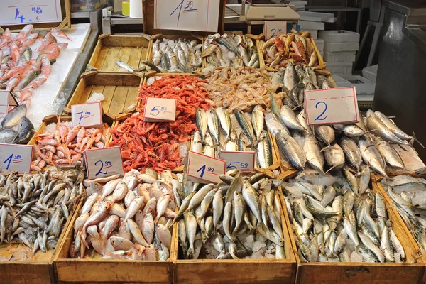 Banco del mercato del pesce — Foto Stock