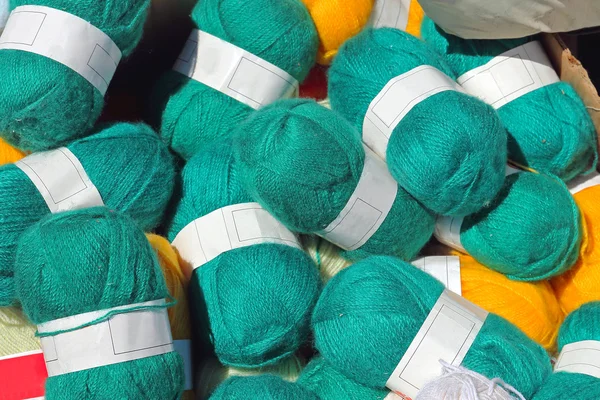 Green Wool Yarn — Stock Photo, Image