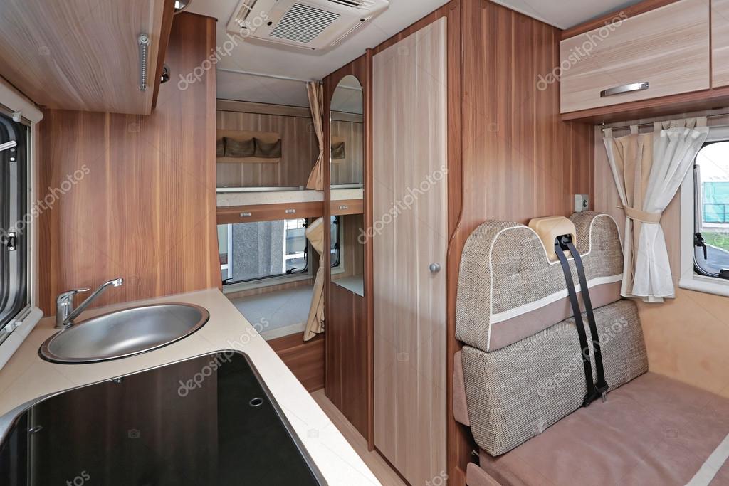 Reisemobil Interior Küche — Stockfoto © Baloncici #109508944 Reisemobil Interior Küche — Stockfoto © Baloncici #109508944