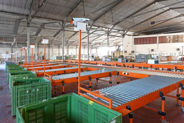 Sorting Distribution Warehouse — Stock Photo, Image