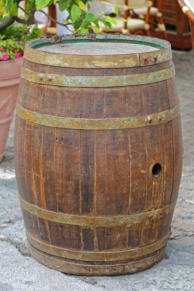 Big Oak Wood Barrel — Stock Photo, Image