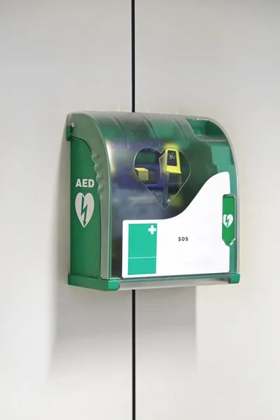 Automatisk extern defibrillator — Stockfoto