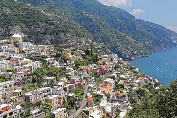 Positano aldeia Itália — Fotografia de Stock