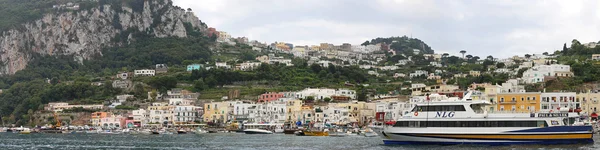 Inselpanorama von Capri — Stockfoto