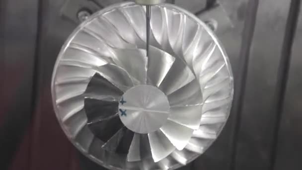 Turbina de fresado CNC — Vídeo de stock