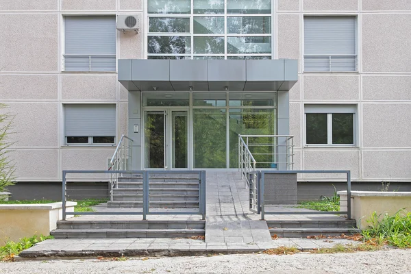 Disabled Ramp Entrance — Stock Photo, Image