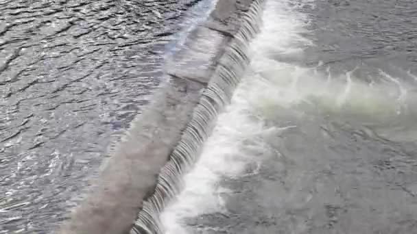 水のカスケード ・流れ — ストック動画
