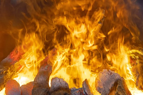 Feuerrauch Wirkt Sich Auf Künstliche Holzscheite Kamin Aus — Stockfoto