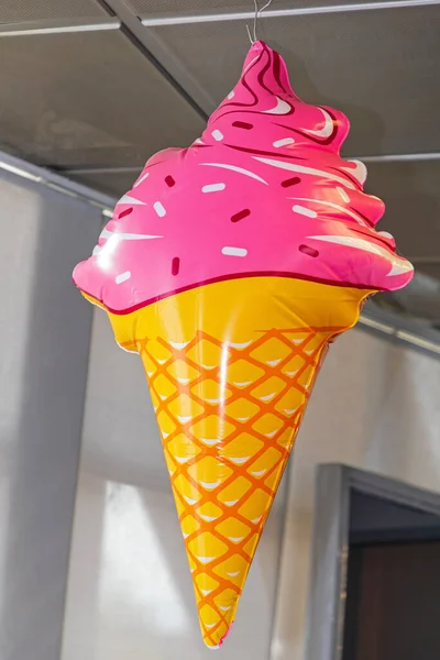 Inflated Big Ice Cream Cone Rubber Balloon — Stock fotografie