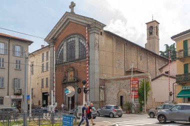 Como, İtalya - 15 Haziran 2019: Como, İtalya 'daki Katolik Kilisesi Chiesa di Sant Orsola.