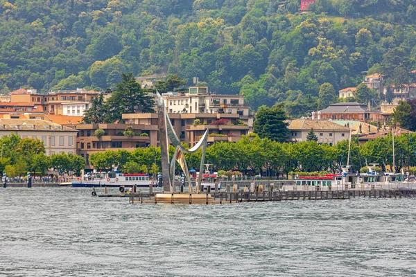 Como Itália Junho 2019 Escultura Moderna Elétrica Dedicada Alessandro Volta — Fotografia de Stock