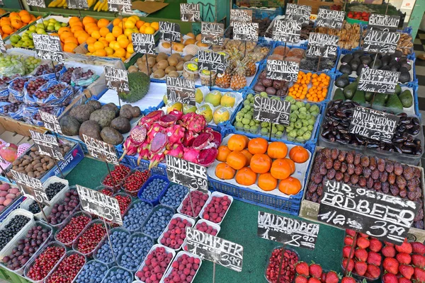 오스트리아 2015 Fresh Fruits Vegetables Famous Naschmarkt Farmers Market Wien — 스톡 사진