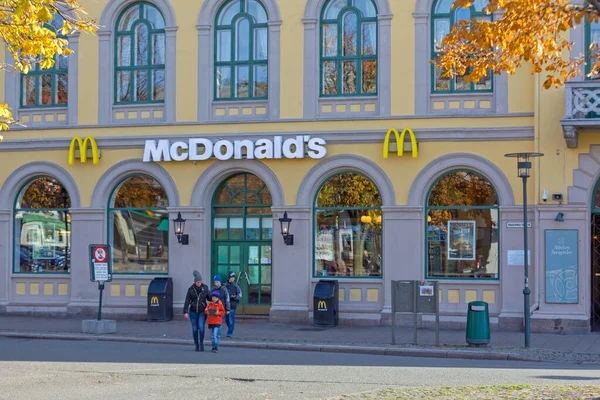 Drammen Norsko Října 2016 Rychlé Občerstvení Restaurace Donalds Drammen Norsko — Stock fotografie