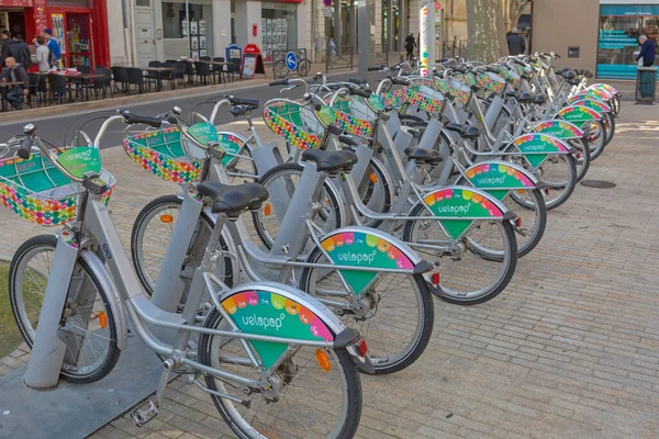 Aviñón Francia Enero 2016 Compartir Paseo Bicicleta Estacionado Calle Aviñón —  Fotos de Stock