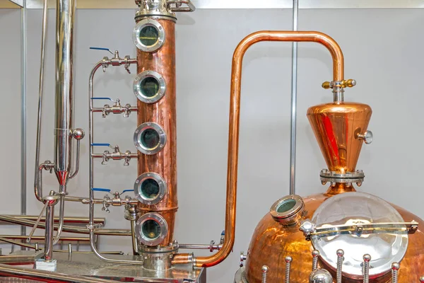 Attrezzatura Distilleria Tubi Rame Micro Birrificio — Foto Stock