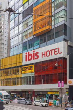 Hong Kong, Çin - 29 Nisan 2017: Hong Kong, Çin 'deki Ibis Otel Binası.