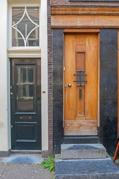Dos Puertas Diferentes Las Casas Amsterdam —  Fotos de Stock