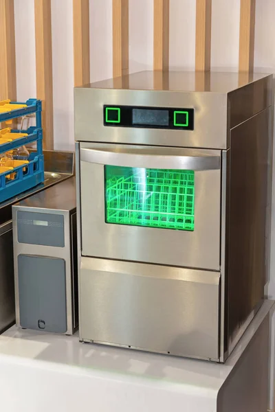 Professional Dishwasher Machine Commercial Restaurant Kitchen — Stock Fotó