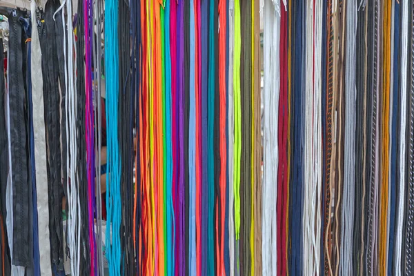 Nombreuses Nouvelles Cordes Colorées Lacets Suspendus — Photo