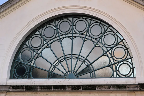 Decorative Arch Window Building Londra Regno Unito — Foto Stock