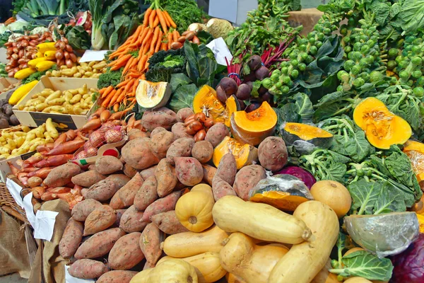 Ekologická Zelenina Stánku Farmers Market Londýně — Stock fotografie