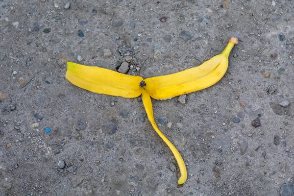 Banana Skin Peels Street Danger Waste — Stock Photo, Image