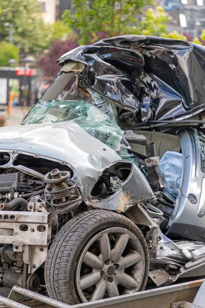 Pequeno Carro Esmagado Danificado Acidente Trânsito — Fotografia de Stock