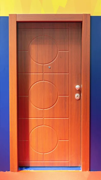 Porta Madeira Fechada Entrada Moderna Casa — Fotografia de Stock