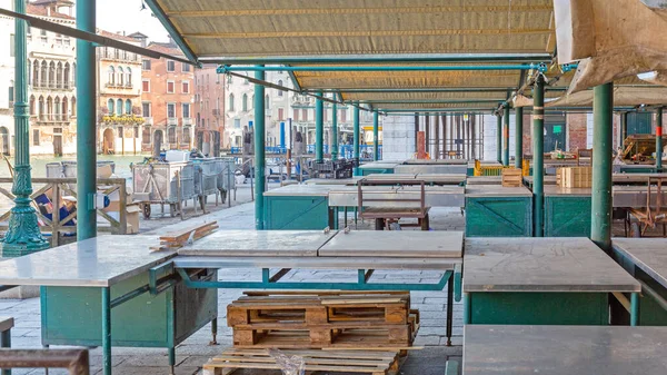 Empty Stalls Farmers Market Βενετία Ιταλία — Φωτογραφία Αρχείου