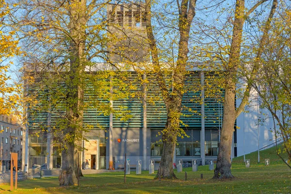 Fredrikstad Noruega Outubro 2016 Câmara Municipal Radhuset Parque Fredrikstad Noruega — Fotografia de Stock