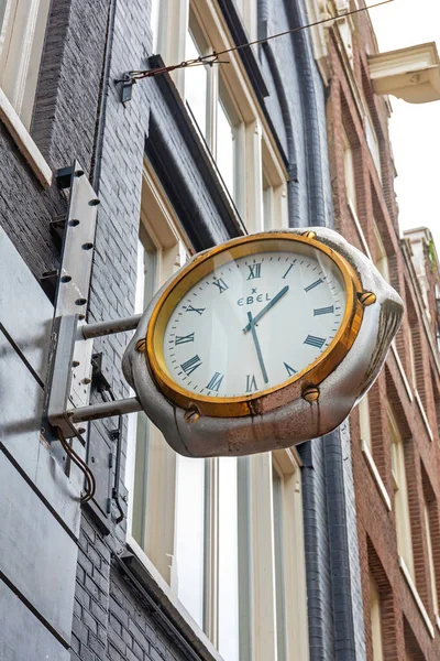 Amsterdam Paesi Bassi Maggio 2018 Ebel Clock Gold Bezel Wall — Foto Stock