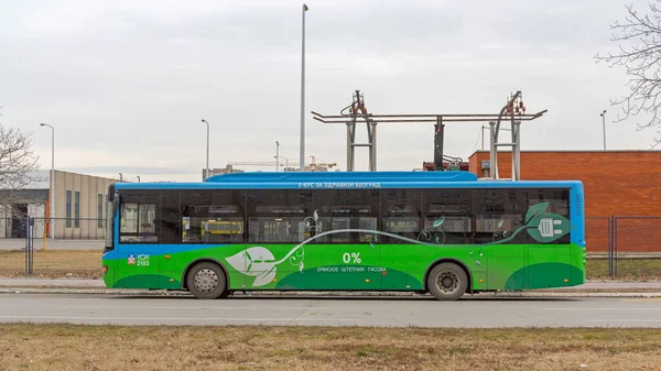 Belgrado Servië Februari 2017 Elektrische Stadsbus Opladen Openbaar Vervoer Belgrado — Stockfoto