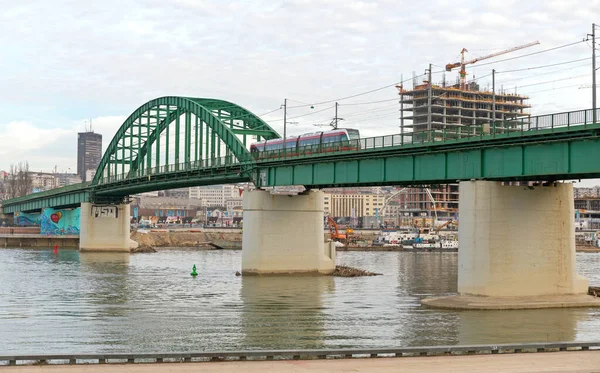 Belgrado Serbia Febrero 2017 Tranvía Eléctrico Puente Verde Viejo Belgrado — Foto de Stock