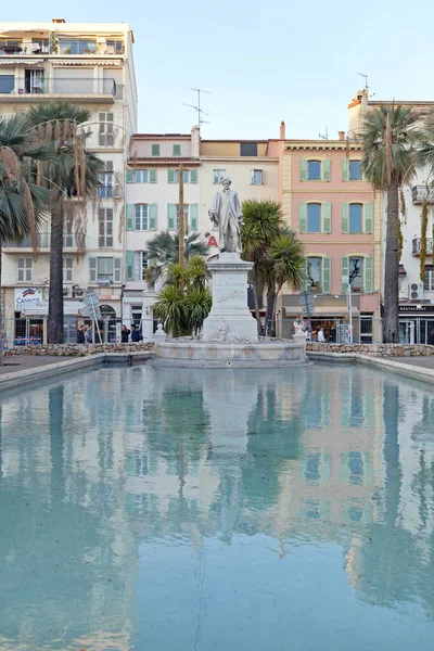 Cannes France January 2018 Statue Lord Brougham Pond Cannes France — Stock Photo, Image