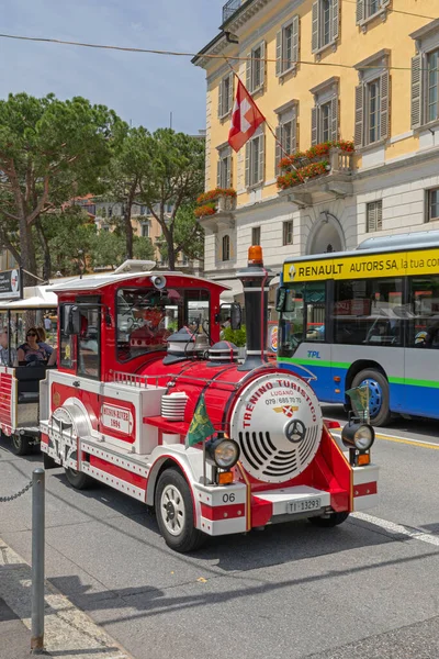 Lugano Suíça Junho 2019 Transporte Trem Turístico Rua Lugano Suíça — Fotografia de Stock
