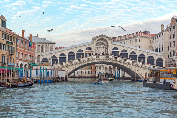 Venise Italie Janvier 2017 Pont Rialto Attraction Touristique Sur Grand — Photo