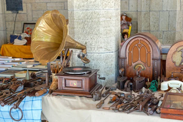 San Marino June 2019 Antique Turntable Old Radios Sunday Market — Stock Photo, Image