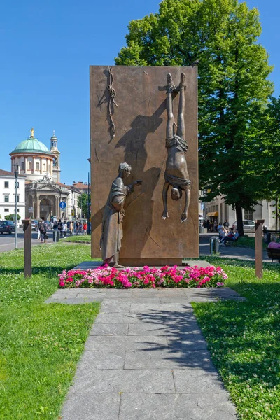 Bergamo Itálie Června 2019 Památník Bronzové Zdi Giacoma Manzu Věnovaný — Stock fotografie