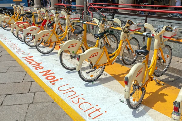 Milan Italy June 2019 Rental Bicycles Bike Parked Square Milan — Stock Photo, Image