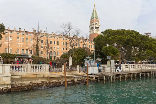 Venedig Italien Januar 2017 Wenige Touristen Kalten Wintertag Venezia Italien — Stockfoto