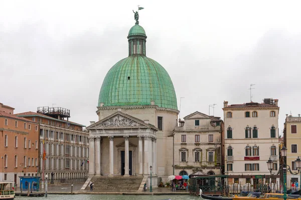 Vence Itália Fevereiro 2018 Igreja San Simeone Piccolo Grand Canal — Fotografia de Stock