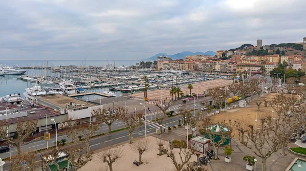 Cannes Francia Enero 2018 Barcos Amarrados Marina Invierno Cannes Francia —  Fotos de Stock