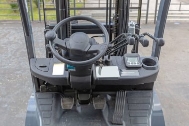 Forklift Tuck Komandoları Sürücü Kabini Görünümü