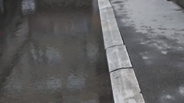 Agua Calle Inundada Después Fuertes Lluvias — Vídeos de Stock