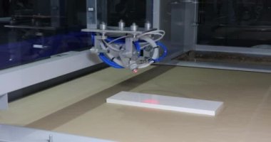 Otomatik Tahta Sprey Boyama Makinesi Teçhizat Atölyesi Üretimi