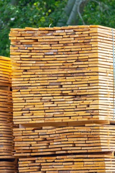 Big Stack Plank Trä Vid Pallagring Material — Stockfoto